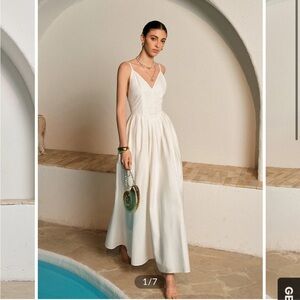 Commense Backless Spaghetti Strap Pleated White Dress